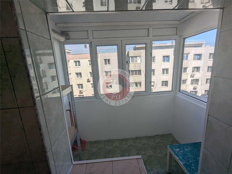 Delfinului | 3 camere | 67mp | Decomandat | B12308